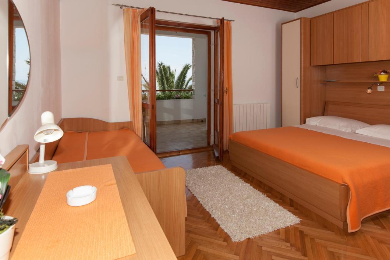 Apartments Milana Tučepi Eksteriør billede