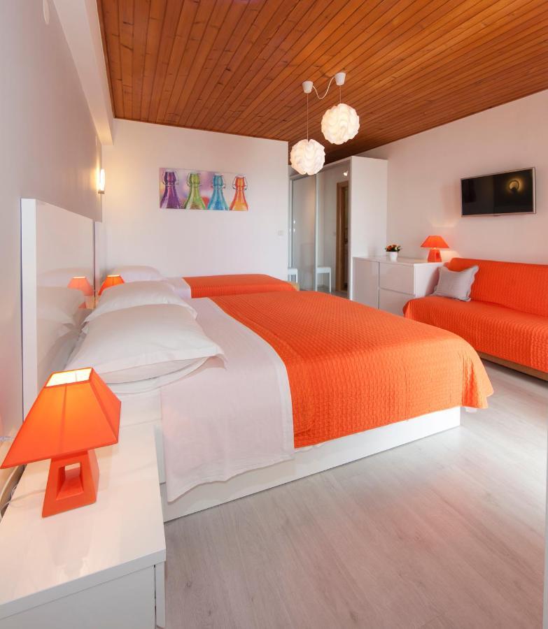 Apartments Milana Tučepi Eksteriør billede