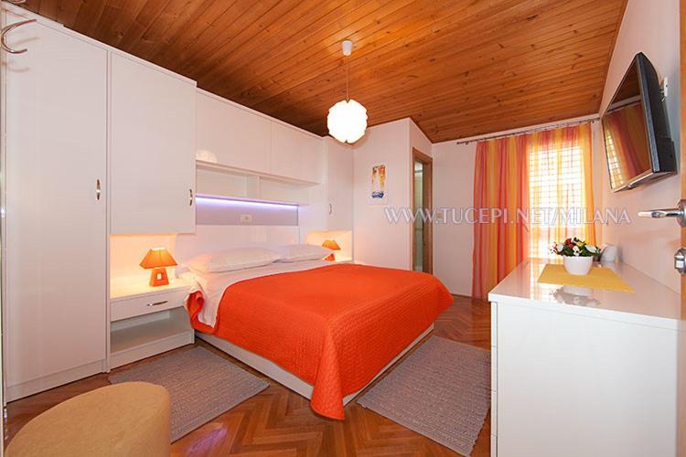 Apartments Milana Tučepi Eksteriør billede