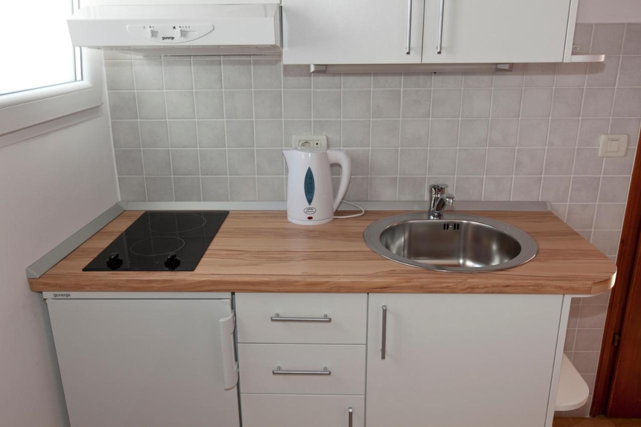 Apartments Milana Tučepi Eksteriør billede